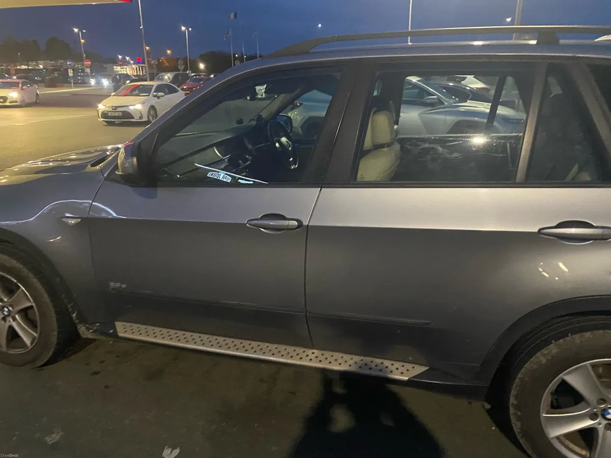 BMW X5 M57 Auto XDRIVE Crew Cab - Image 1