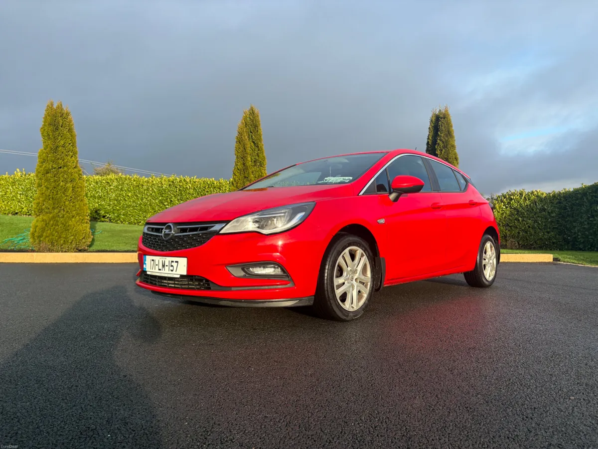 Opel Astra 2017 - Image 3