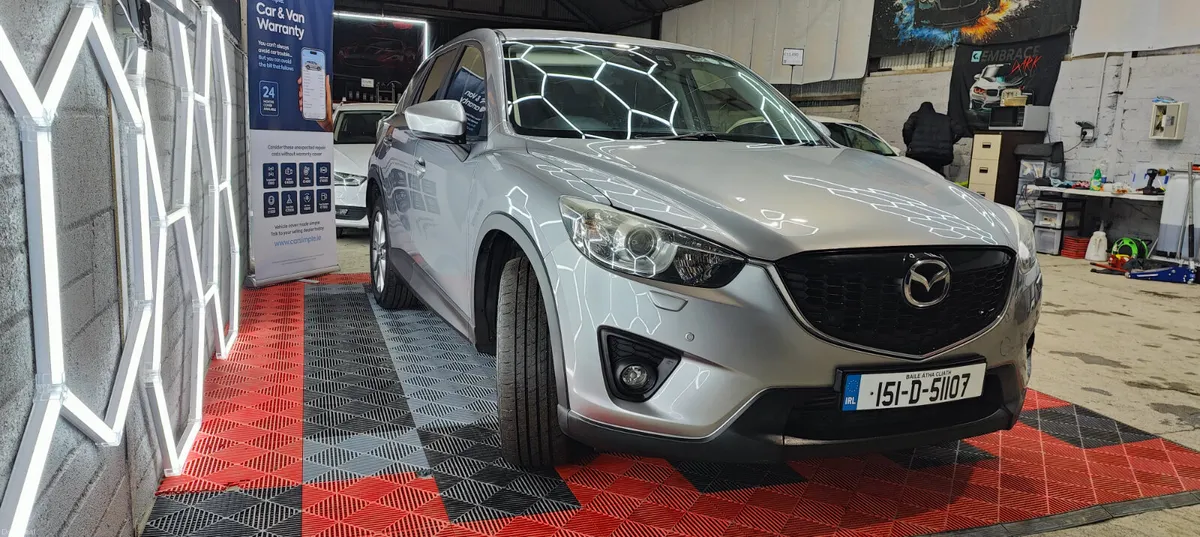 2015 Mazda CX-5 Platinum Luxury- low Milage - Image 3