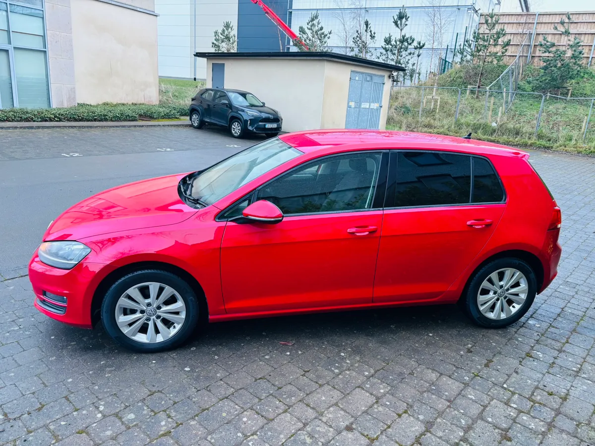 2015 VOLKSWAGEN GOLF 1.2 TSI DSG LOW MILEAGE - Image 3