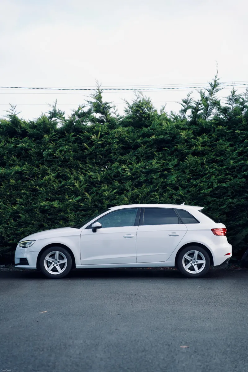 🌟Audi A3 1.4 TFSI 2017 With Low Mileage🌟 - Image 2