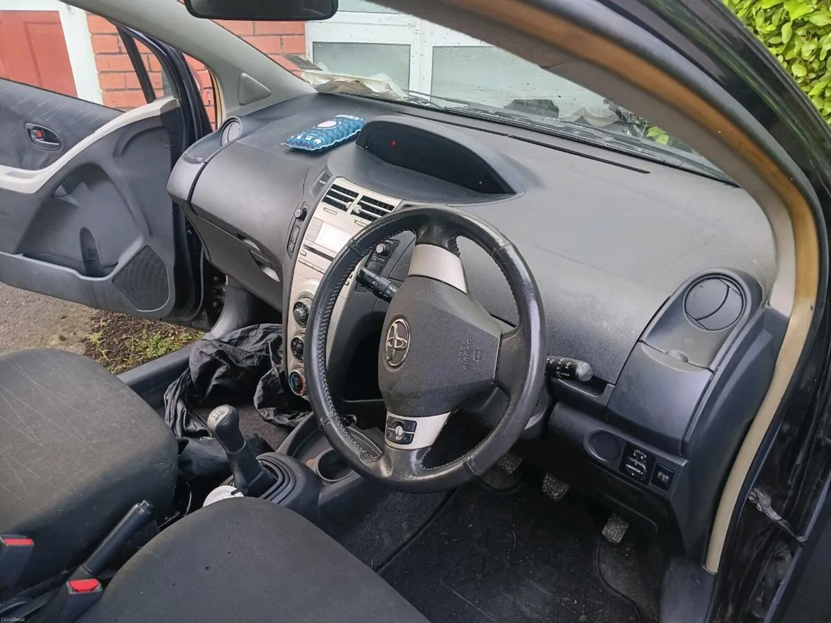 Toyota yaris 1.0 petrol engine - Image 2