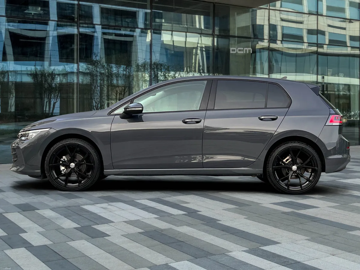 VW Golf MK8.5 1.5 eTSI *Unique Specs* - Image 4