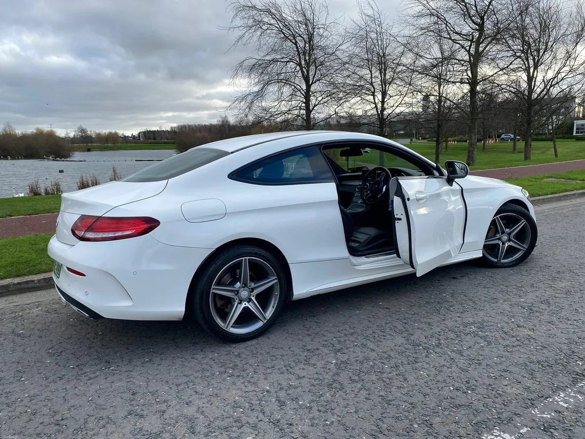 Mercedes C-CLASS COUPE W205 - Image 2