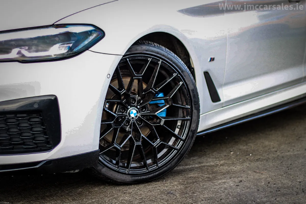 STUNNING 2021 BMW 520d M SPORT M PERFORMANCE - Image 2