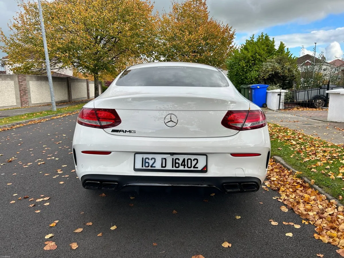 Mercedes-Benz C-Class 2016 - Image 2