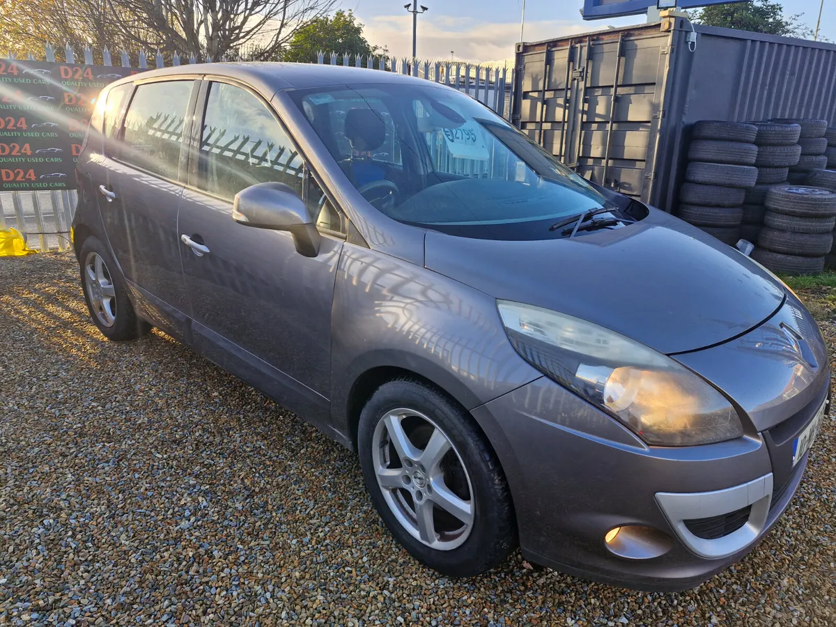 10 Renault Scenic 1.5 Diesel - Image 2