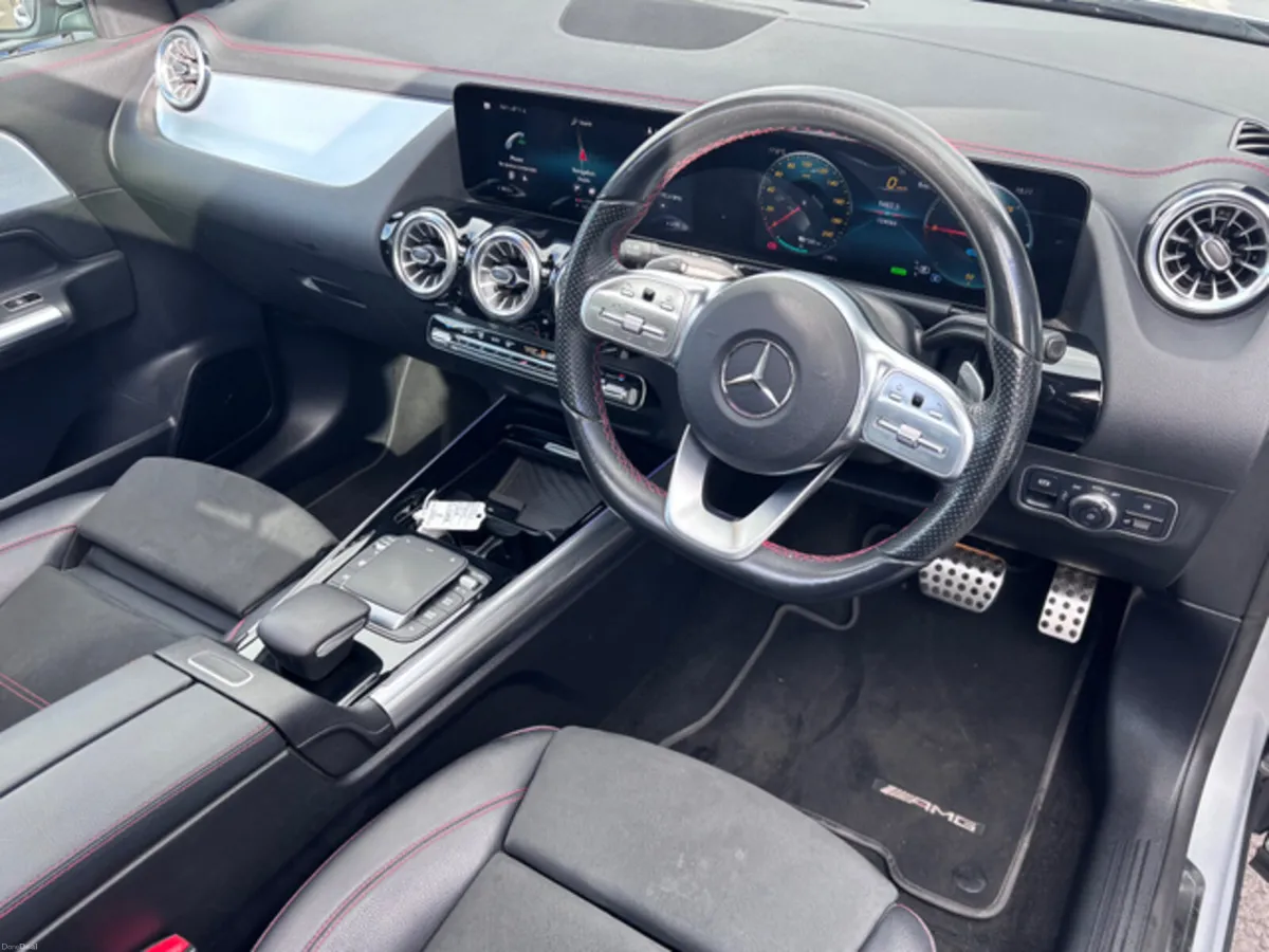 MERCEDES-BENZ EQA 250 AMG LINE PREMIUM // SUNROOF - Image 4