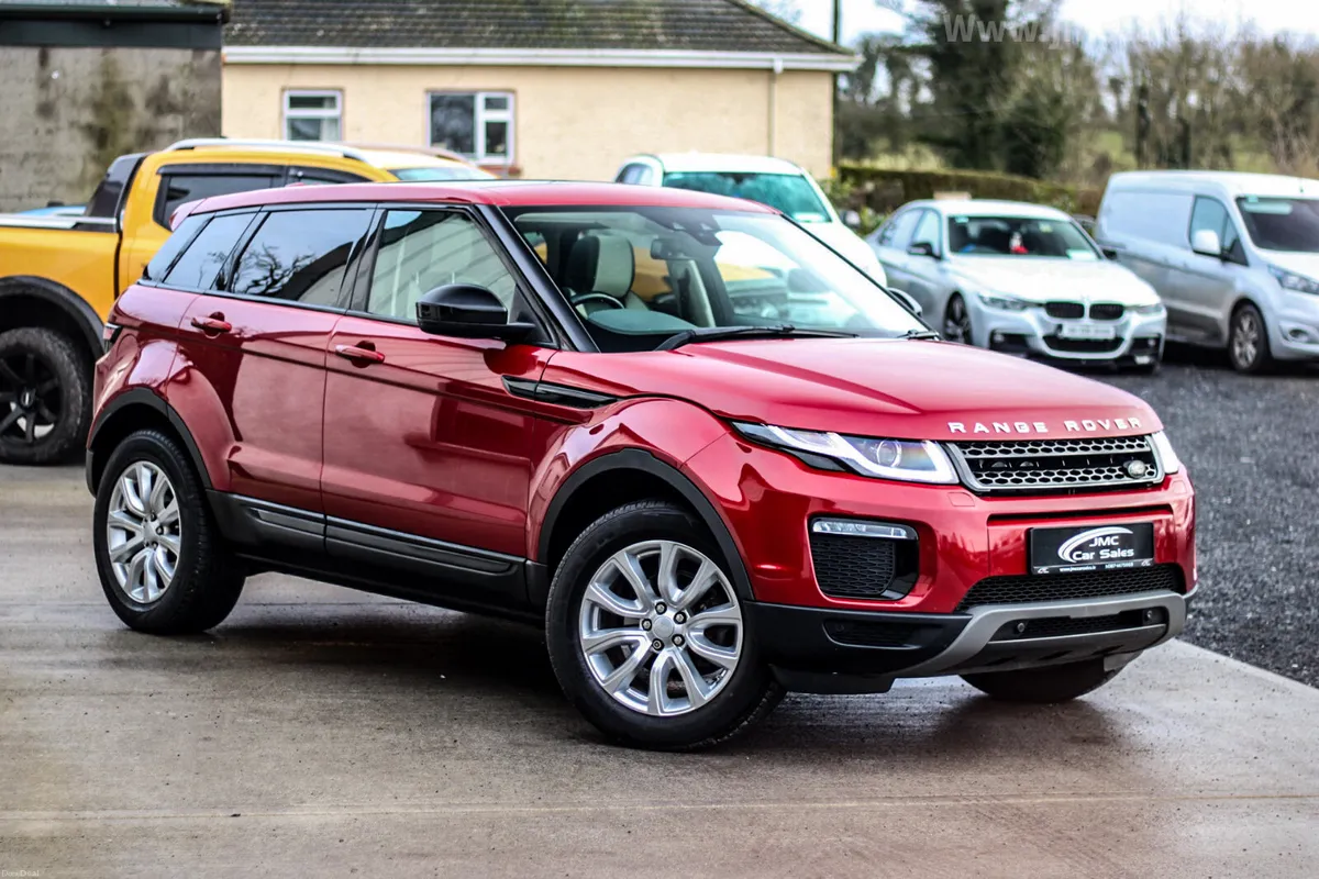 2017 RANGE ROVER EVOQUE PAN ROOF - Image 3