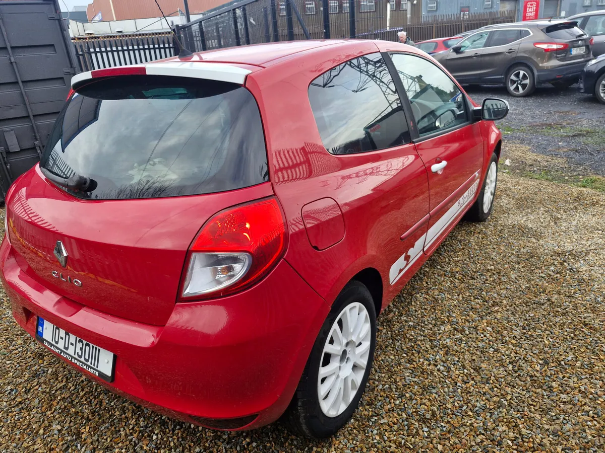 Renault Clio 2010 - Image 3