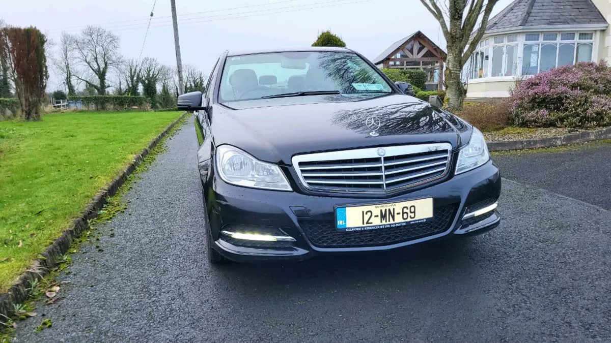 2012 Mercedes C200 manaul - Image 1