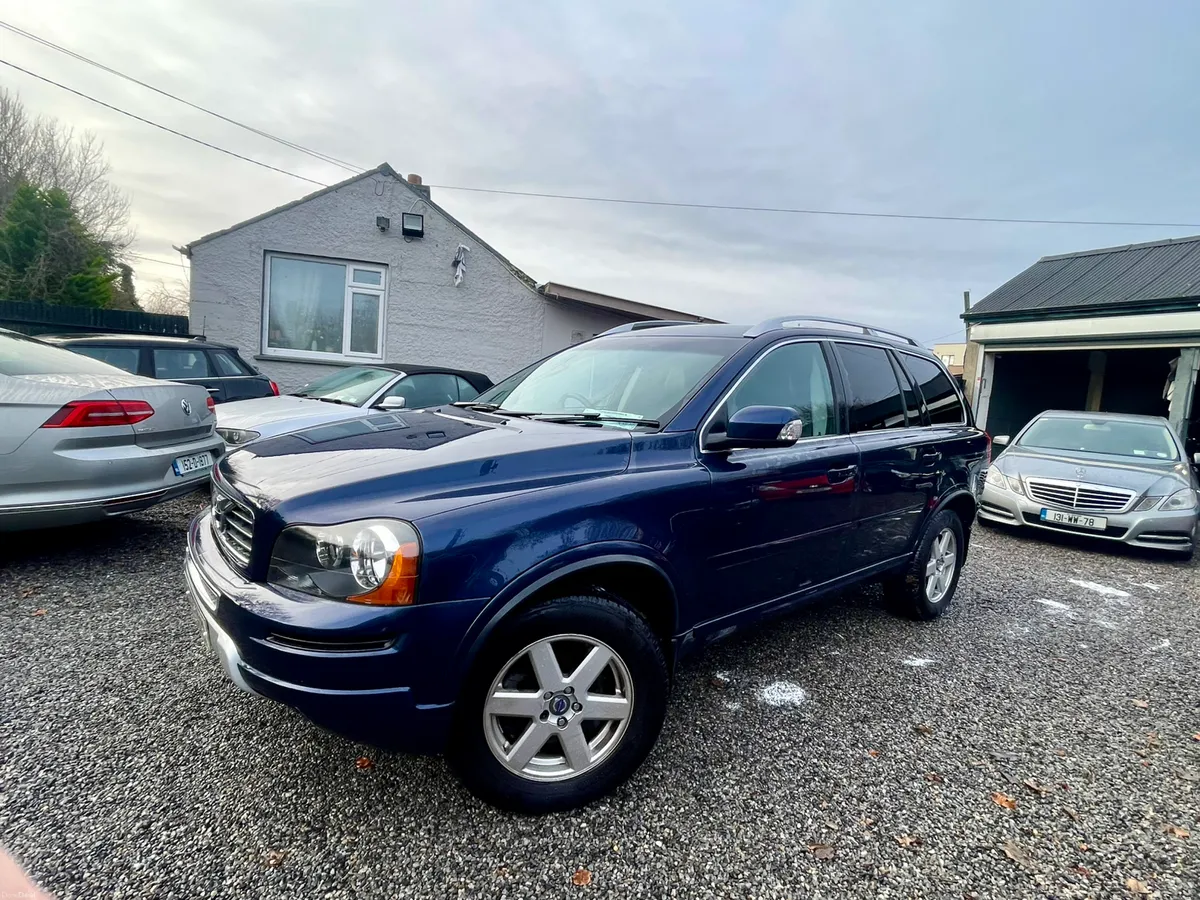 Volvo XC90 2.4 - Image 2