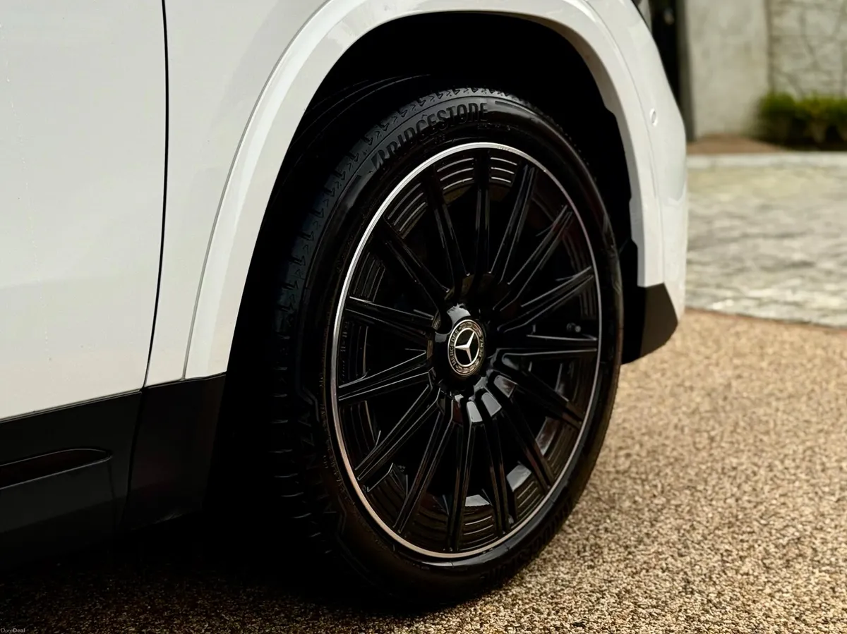 Mercedes GLA 250e AMG PREMIUM PLUS ONLY 1000km - Image 4