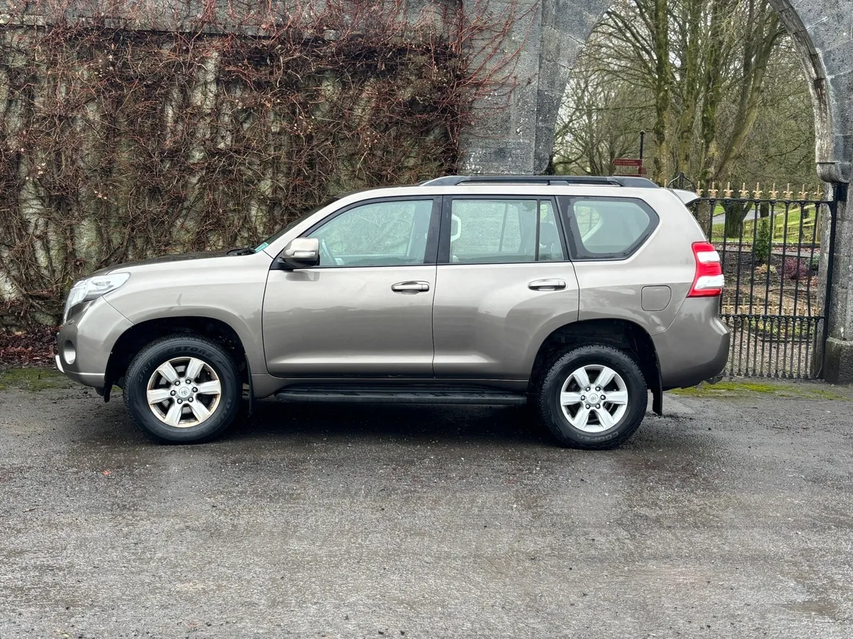 Toyota Land Cruiser - Image 1