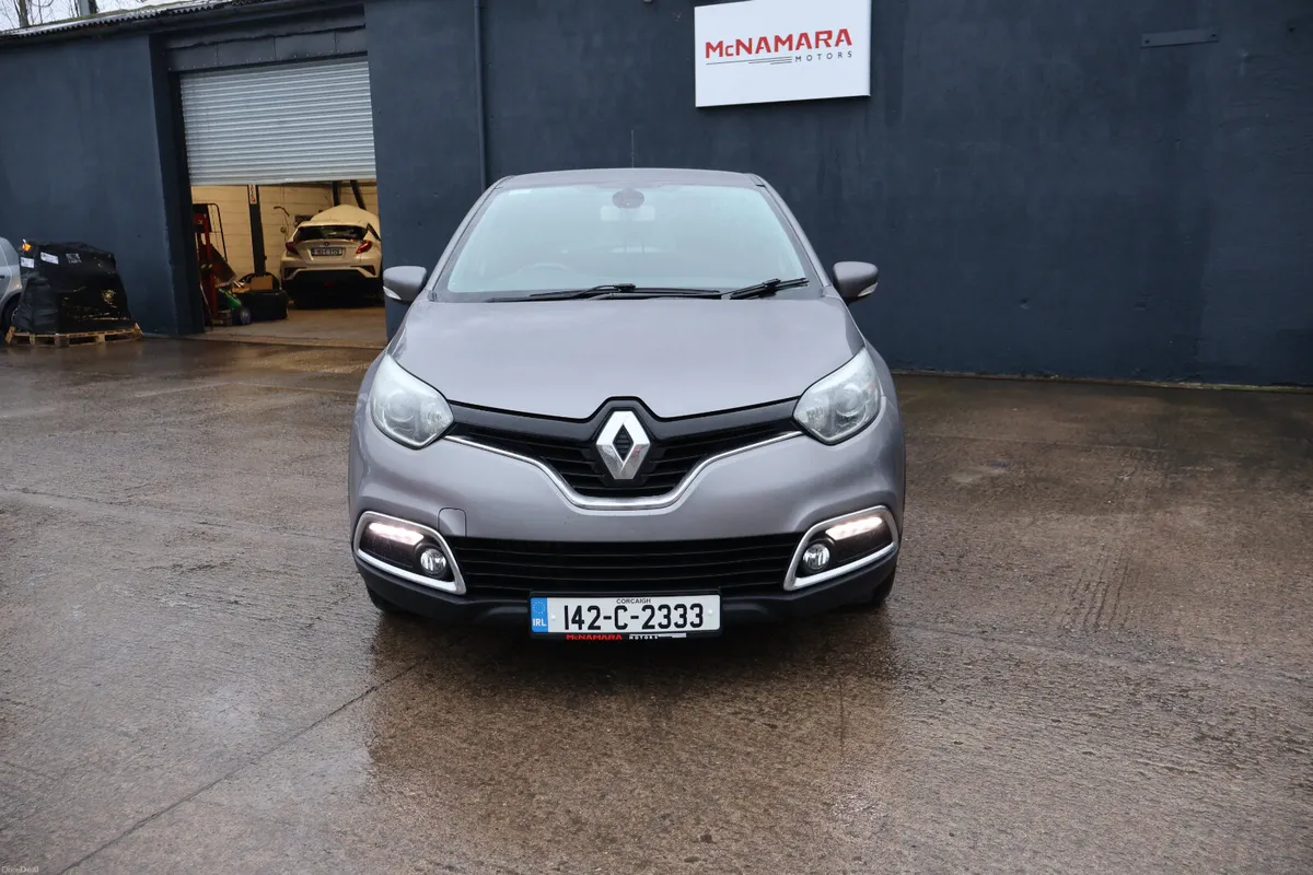 Renault Captur Low Mileage Exceptional Condition! - Image 4