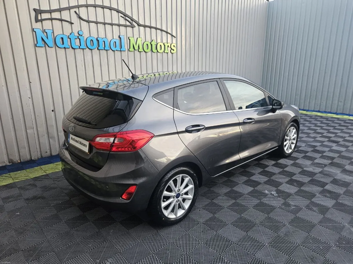 2017 Ford Fiesta TITANIUM 1.0 Petrol - Image 3