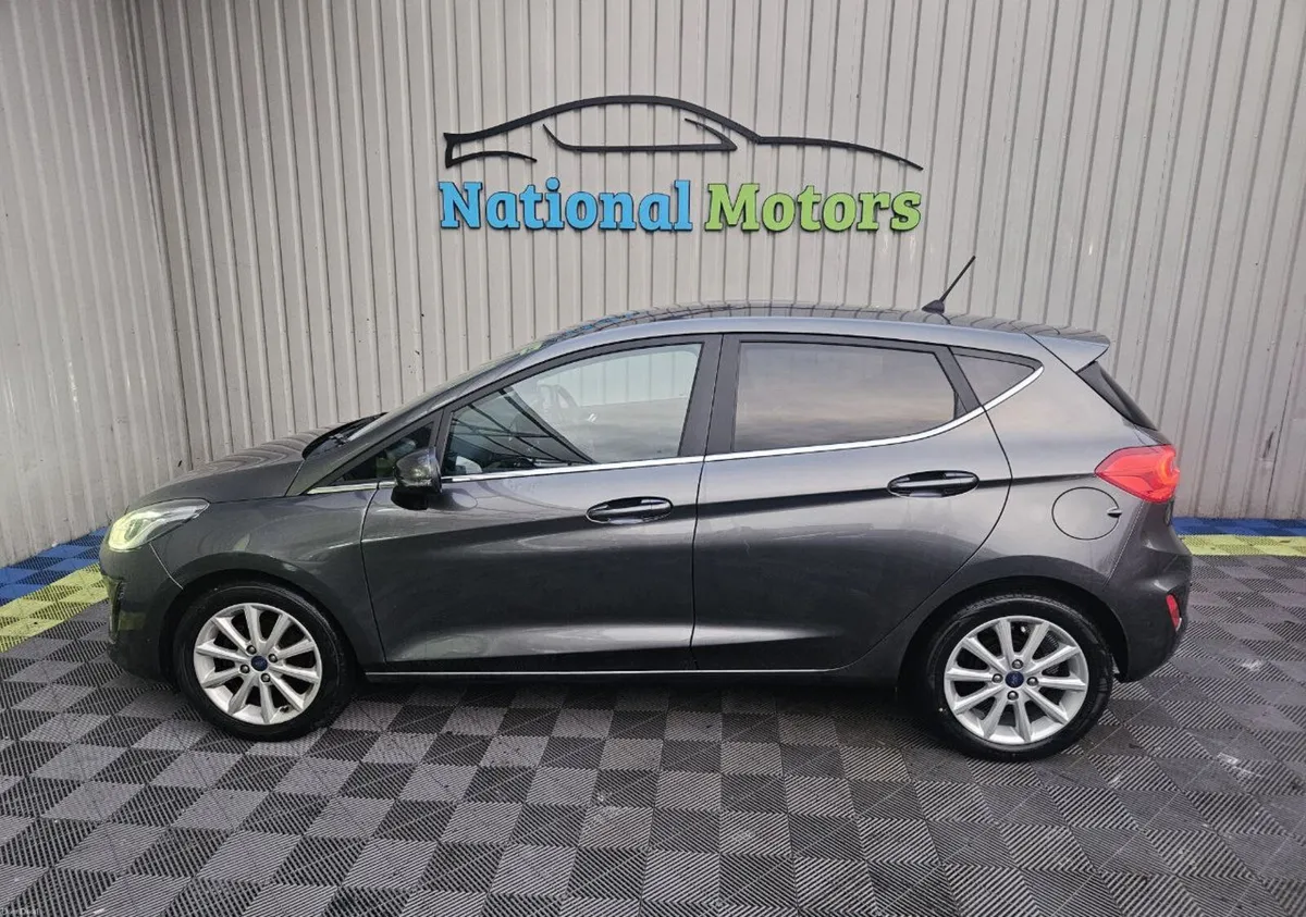 2017 Ford Fiesta TITANIUM 1.0 Petrol - Image 6