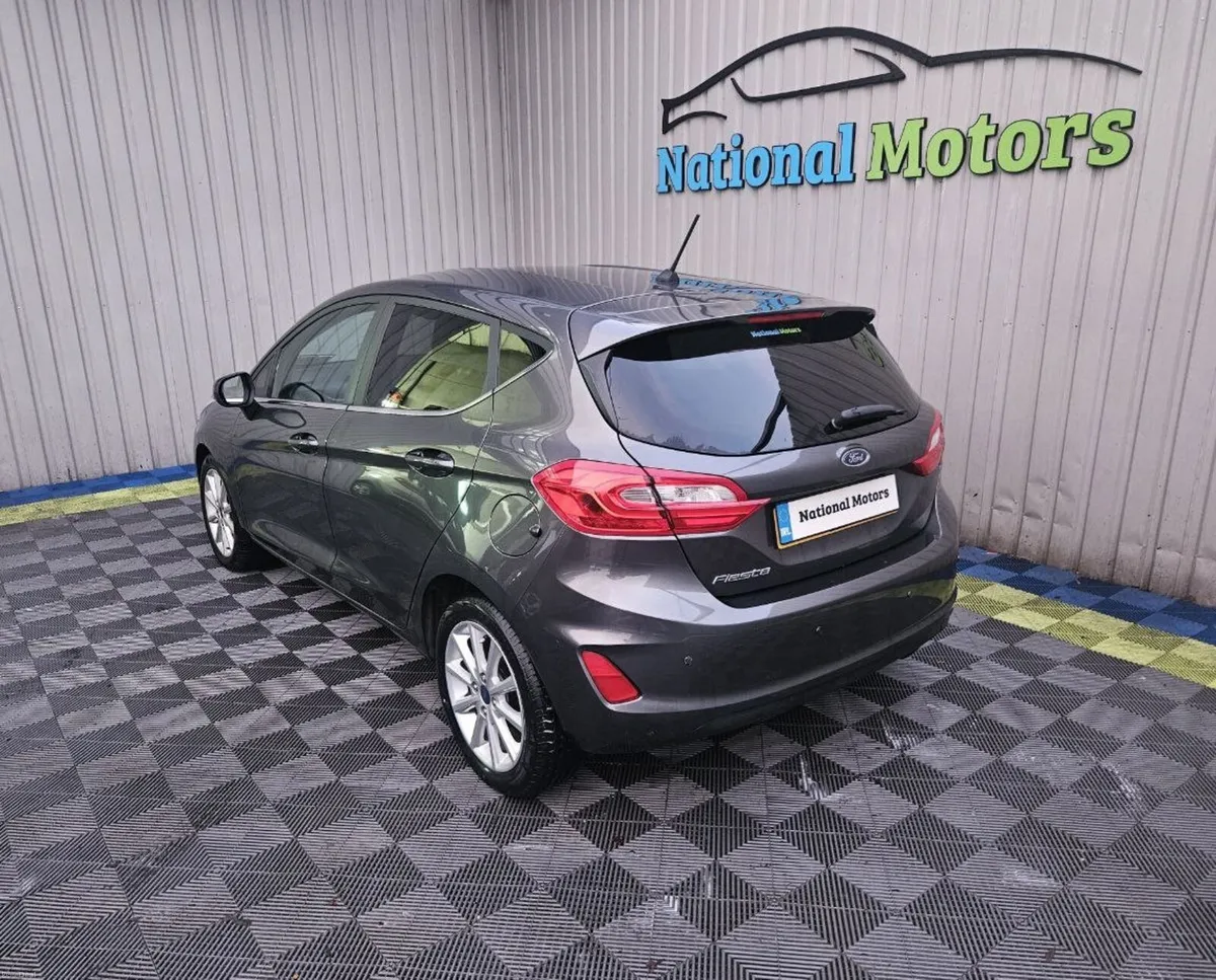 2017 Ford Fiesta TITANIUM 1.0 Petrol - Image 5