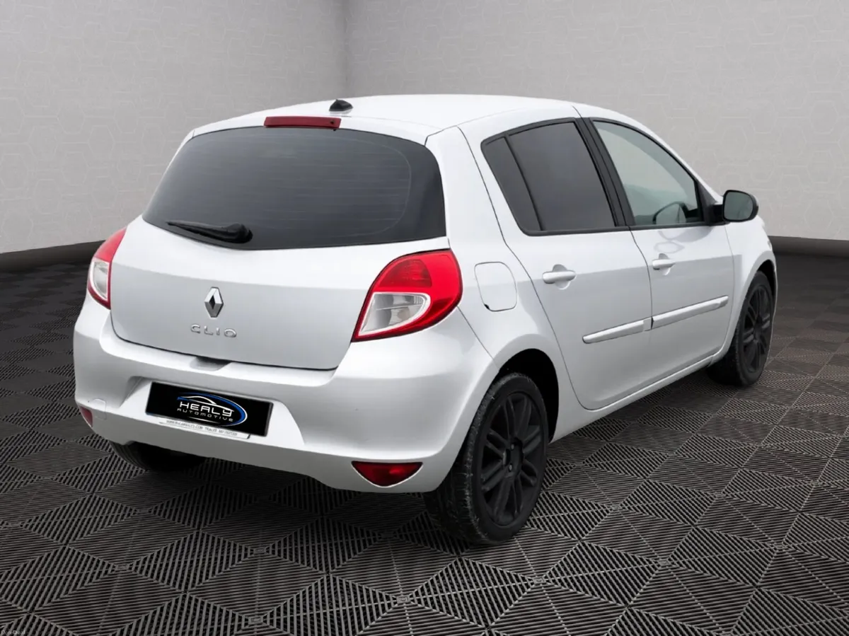 Renault Clio *NCT 03-26* - Image 4