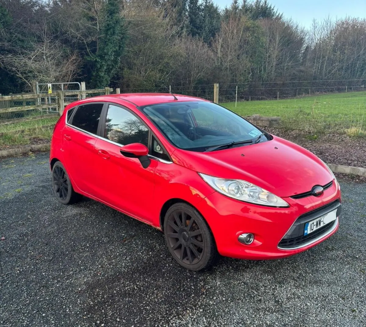 Ford Fiesta 1.25 ZETEC 5DR (2010) - Image 1