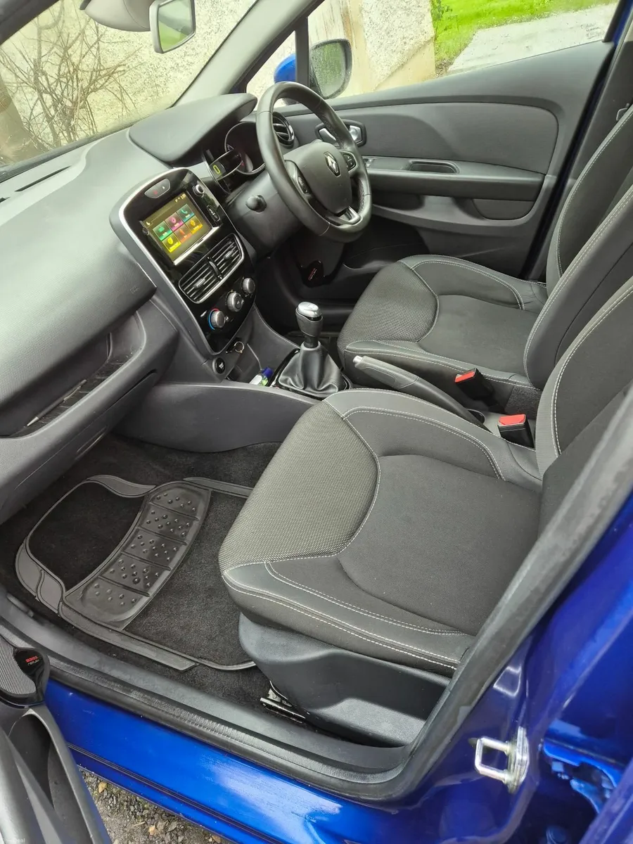 Renault Clio 2019 - Image 4