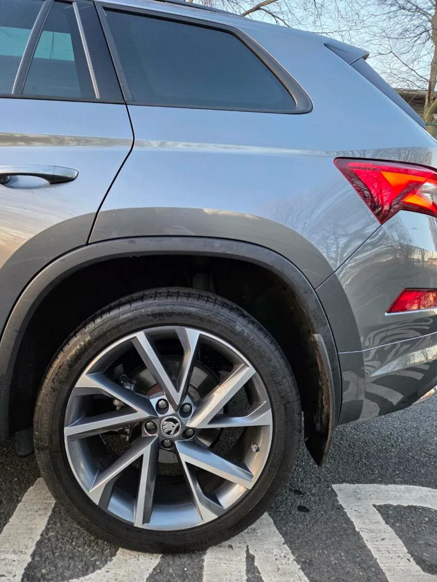 Skoda kodiaq full service hist 1year warrantee - Image 4