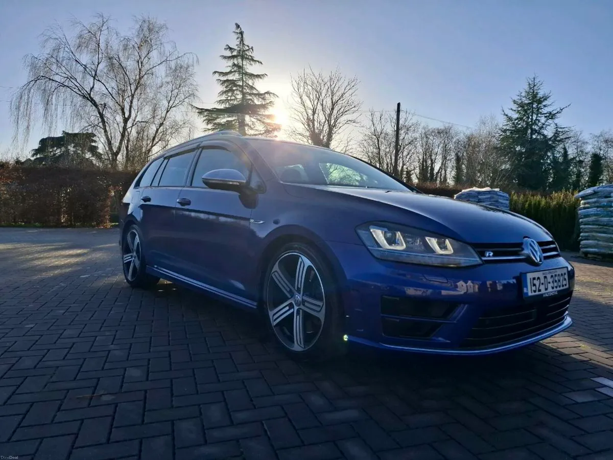 Volkswagen Golf R Variant 2.0 TSI - Image 1