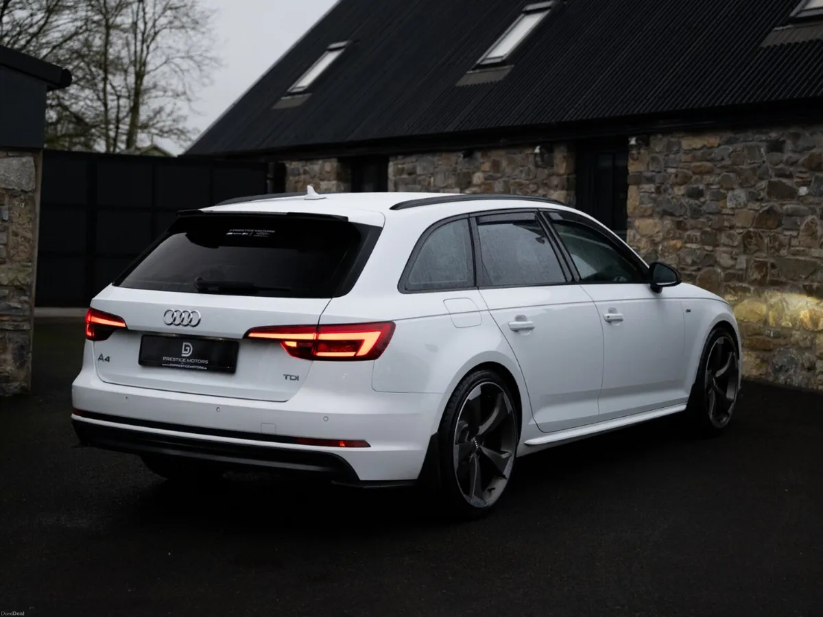 2017 AUDI A4 S LINE 2.0 TDI AUTO ADVANT BLACK PACK - Image 4