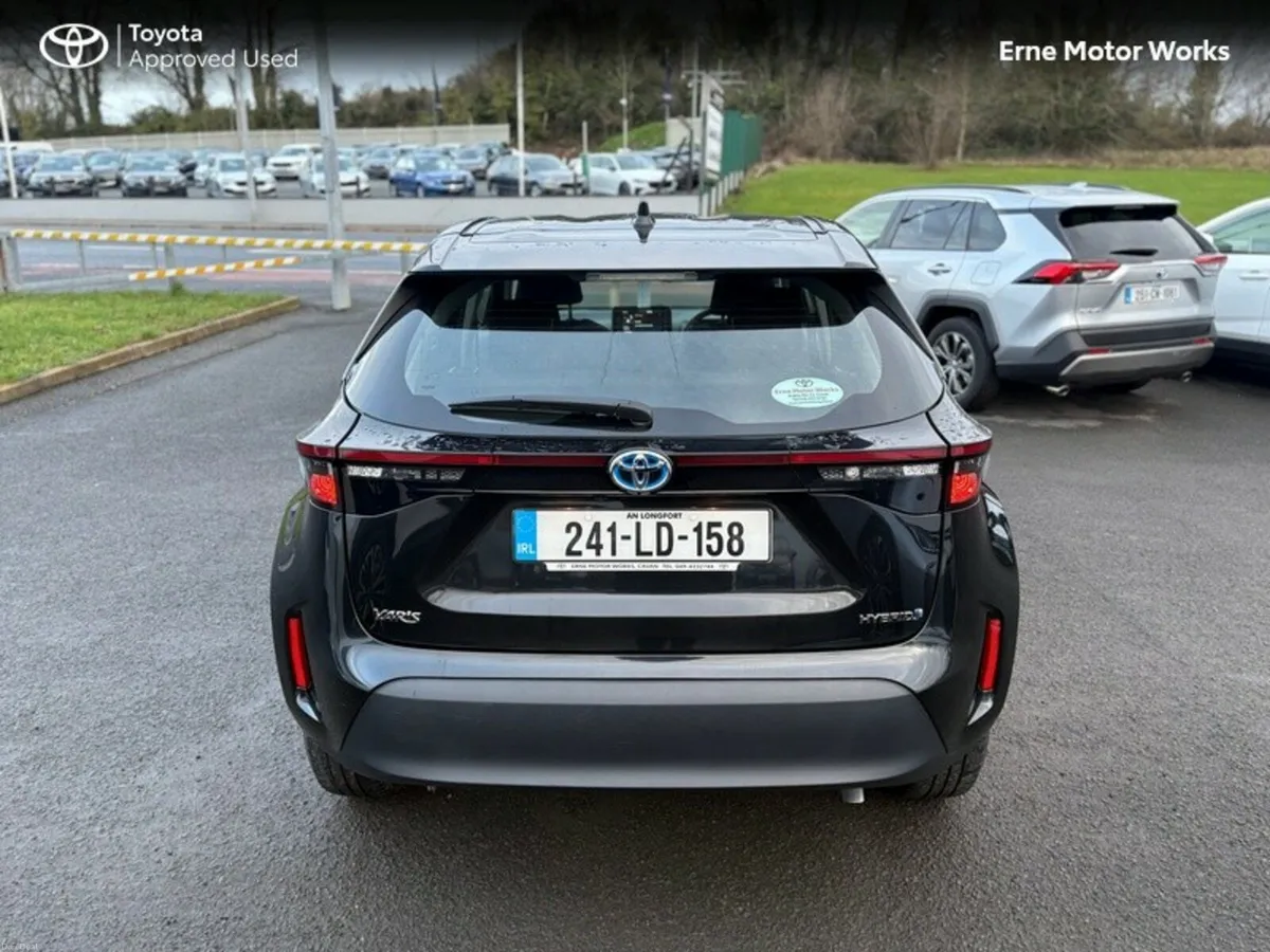 Toyota Yaris Cross YARIS CROSS LUNA - Image 3