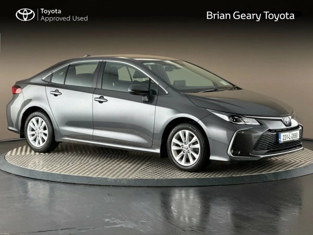 Toyota Corolla HYBRID LUNA SALOON - Image 1