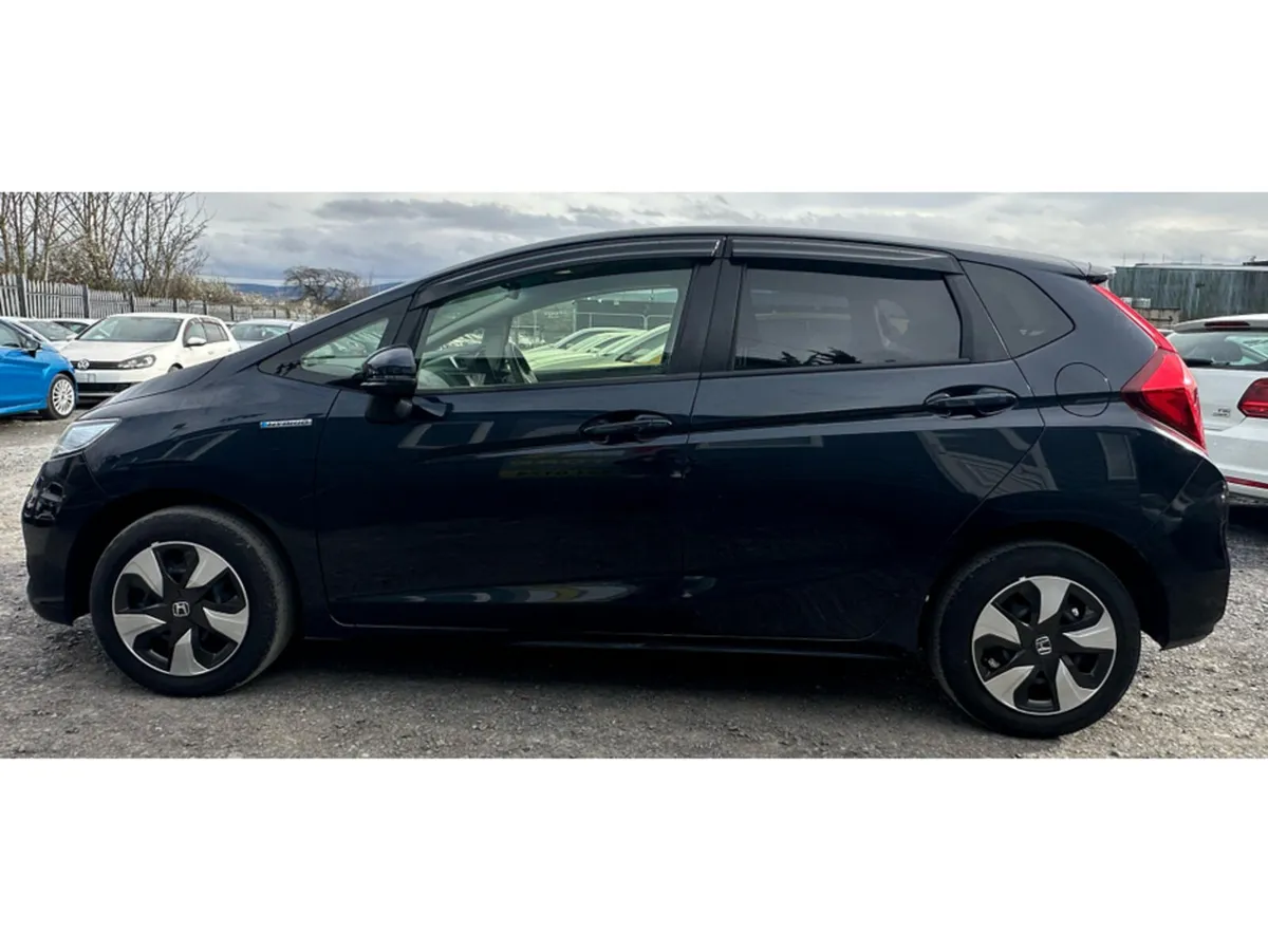 Honda Fit 1.5L Petrol-Hybrid Automatic - Image 4