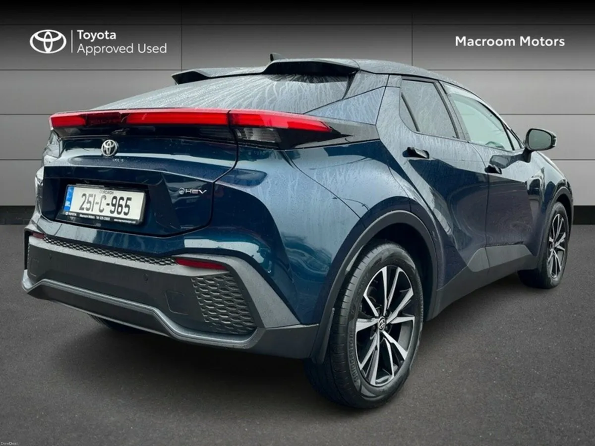Toyota C-HR FRESH SELECTION OF TRADE-INS C-HR HYBR - Image 2