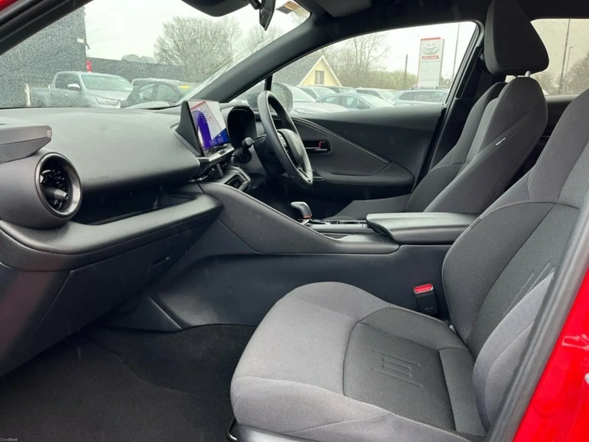 Toyota C-HR USED CAR SALE!! HYBRID SPORT+ - Image 6