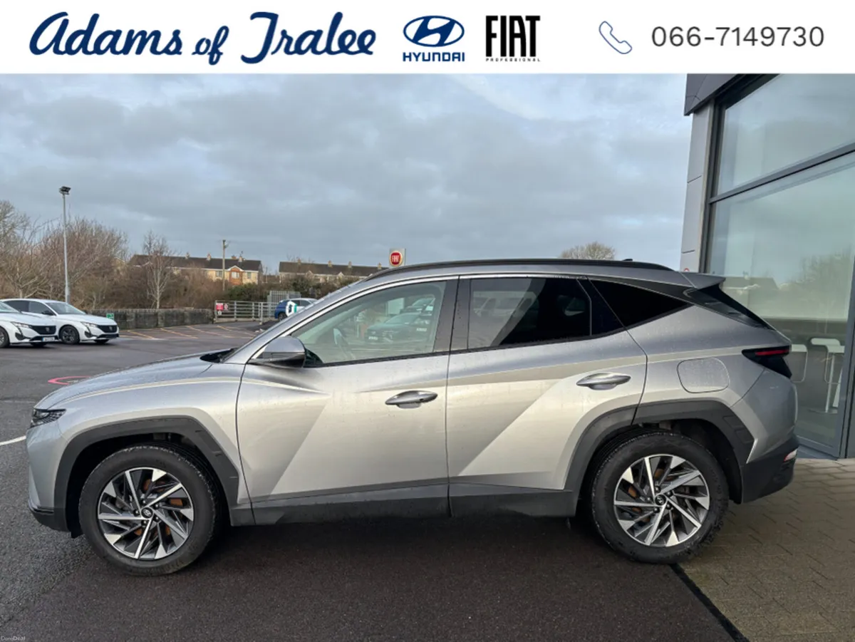 Hyundai Tucson IX35 EXECUTIVE PLUS DIESEL 5 5DR - Image 2