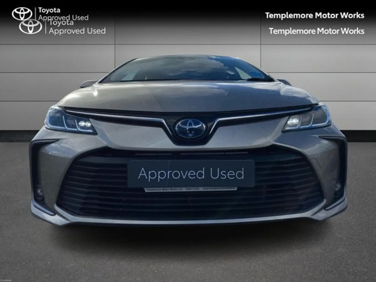 Toyota Corolla HYB LUNA SALOON 4DR AUTO HYBRID - Image 5