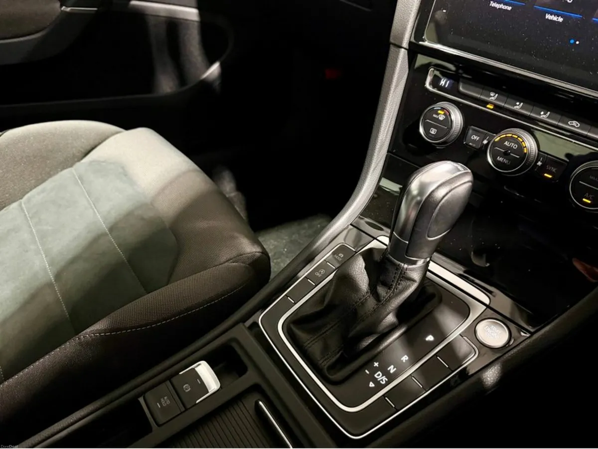 Volkswagen Golf 1.4 Highline Tech Edition - Image 4