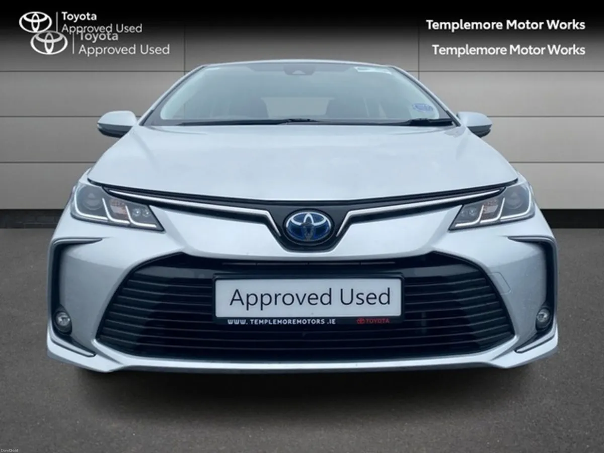 Toyota Corolla HYB LUNA SALOON 4DR AUTO HYBRID - Image 5