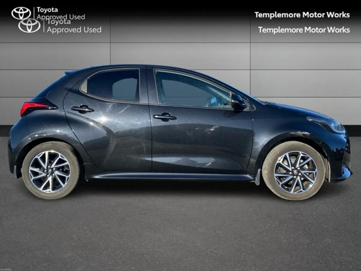 Toyota Yaris YARIS 1.0 LUNA SPORT - Image 3