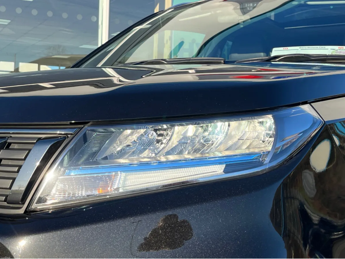 Suzuki Vitara 1.4 BOOSTERJET HYBRID S SZ5 5DR - Image 2