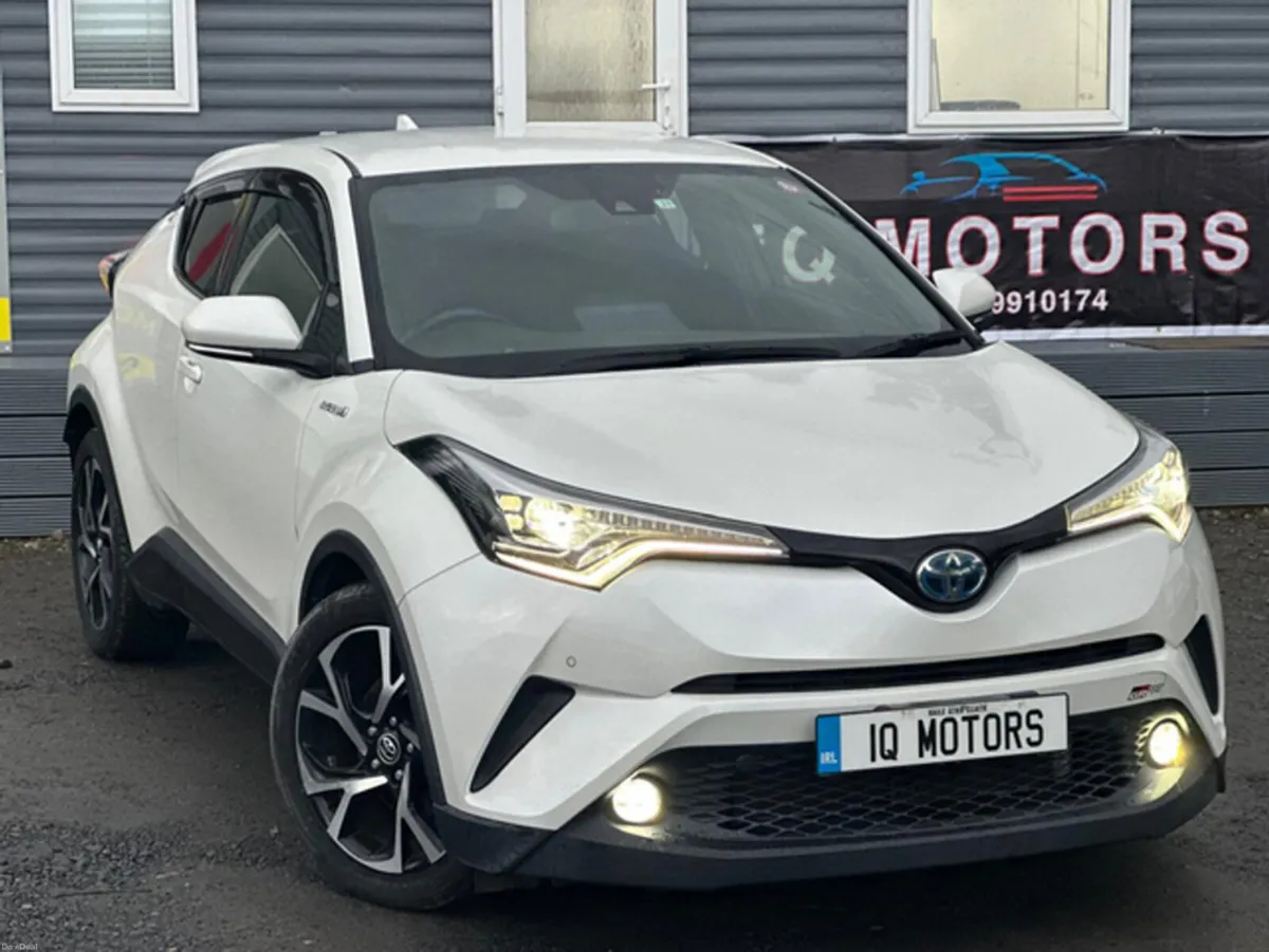 Toyota C-HR 1.8 Petrol Hybrid Automatic - 2017 (46 - Image 1