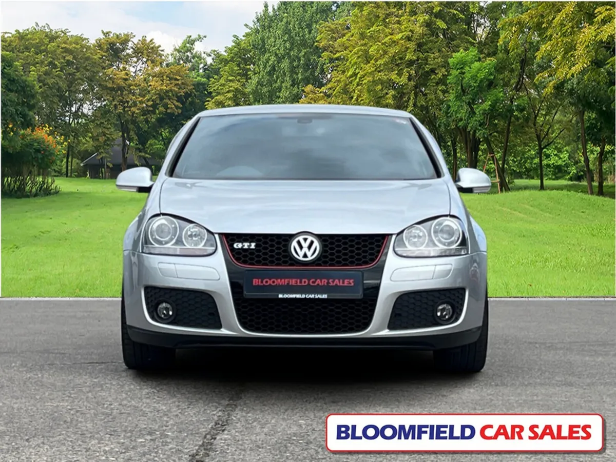 Volkswagen Golf GTI 2.0 , DSG // LOW MILEAGE - Image 2