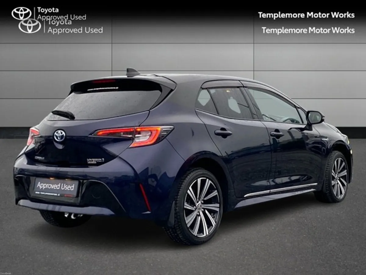 Toyota Corolla HYBRID L/SPORT HB 4DR AUTO - Image 2