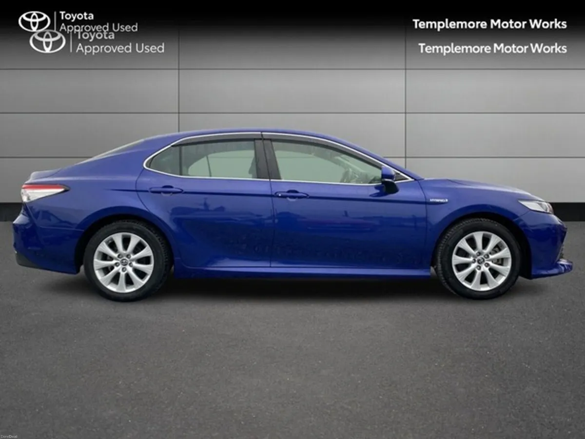 Toyota Camry CAMRY HYBRID SOL - Image 3