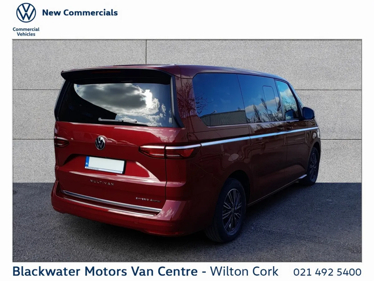 Volkswagen Multivan T7 STYLE PHEV 245HP A6A LOH Or - Image 4