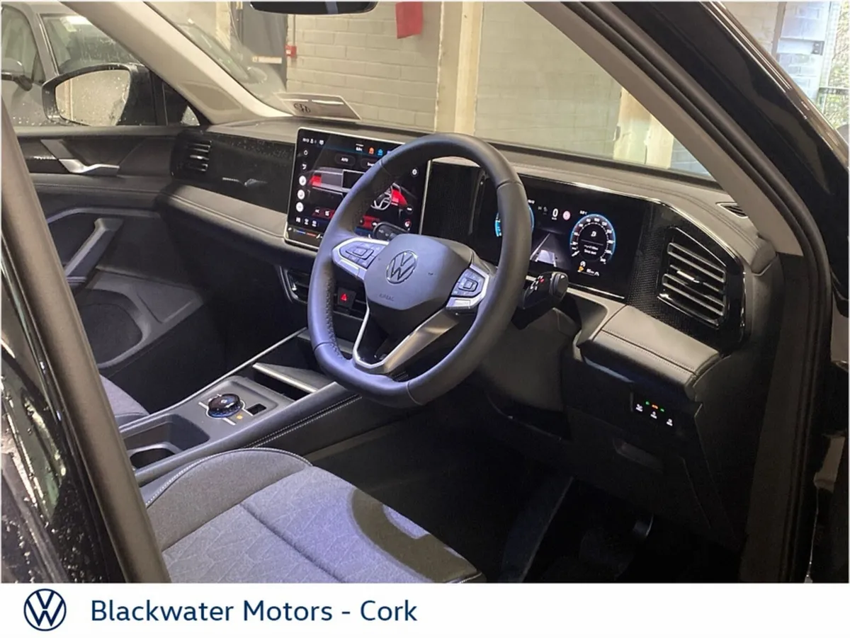 Volkswagen Tiguan 2.0TDI 150BHP AUTOMATIC EDITION - Image 4