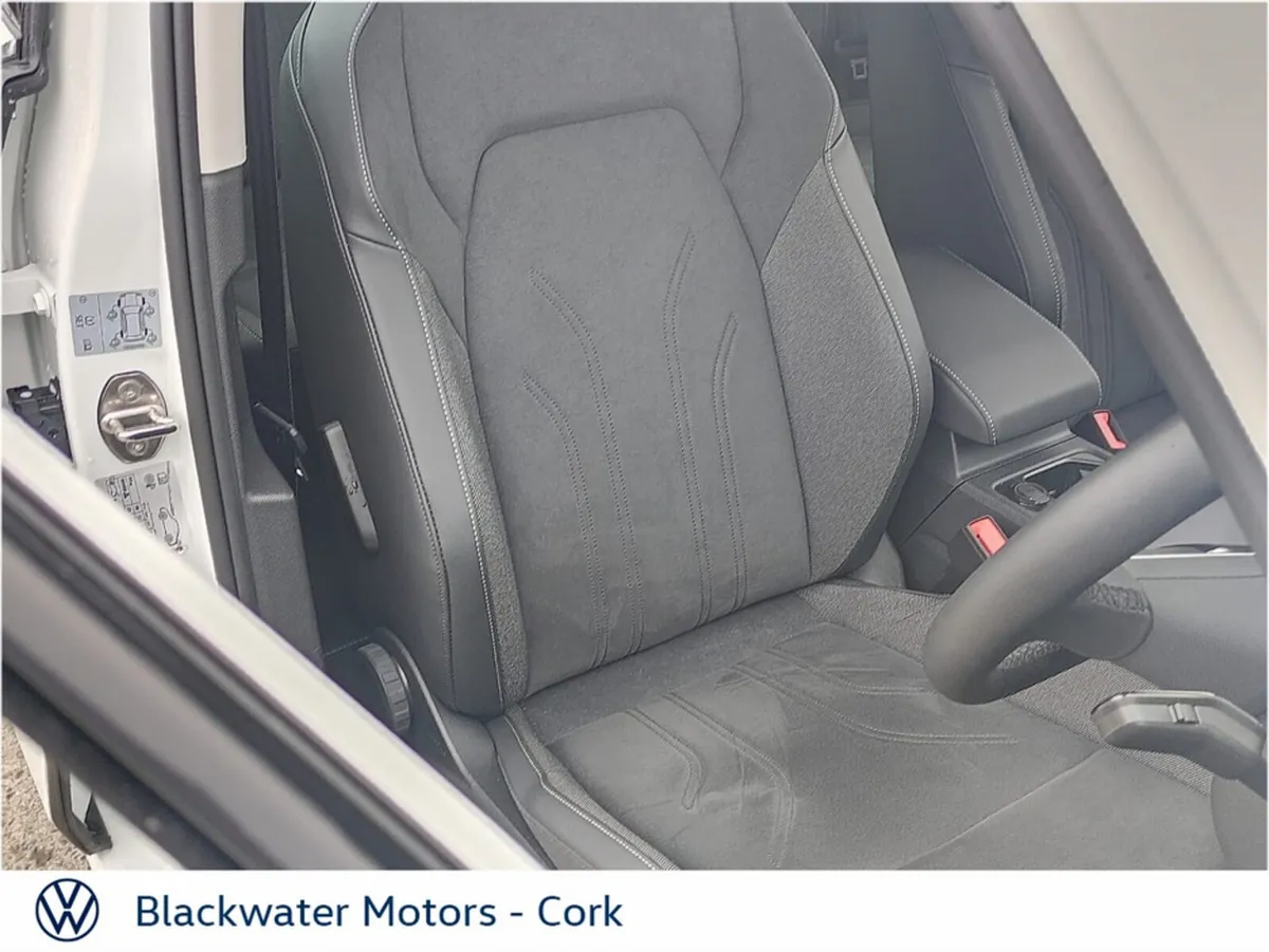 Volkswagen Golf 1.5TSI 150BHP 5DR STYLE WITH UPGRA - Image 4