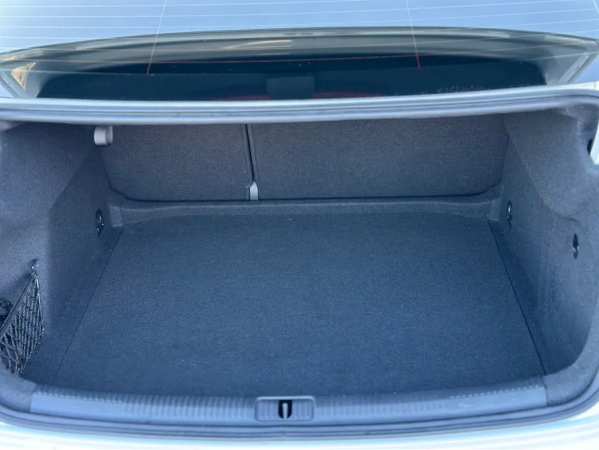 Audi A3 2.0 - Image 6