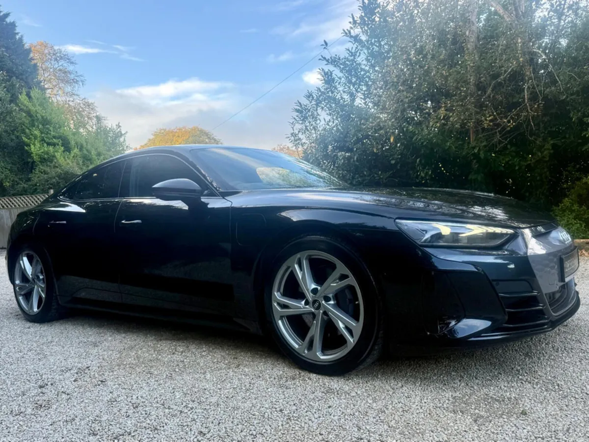 Audi e-tron GT quattro 530 PS 93KWH *Adaptive Crui - Image 2