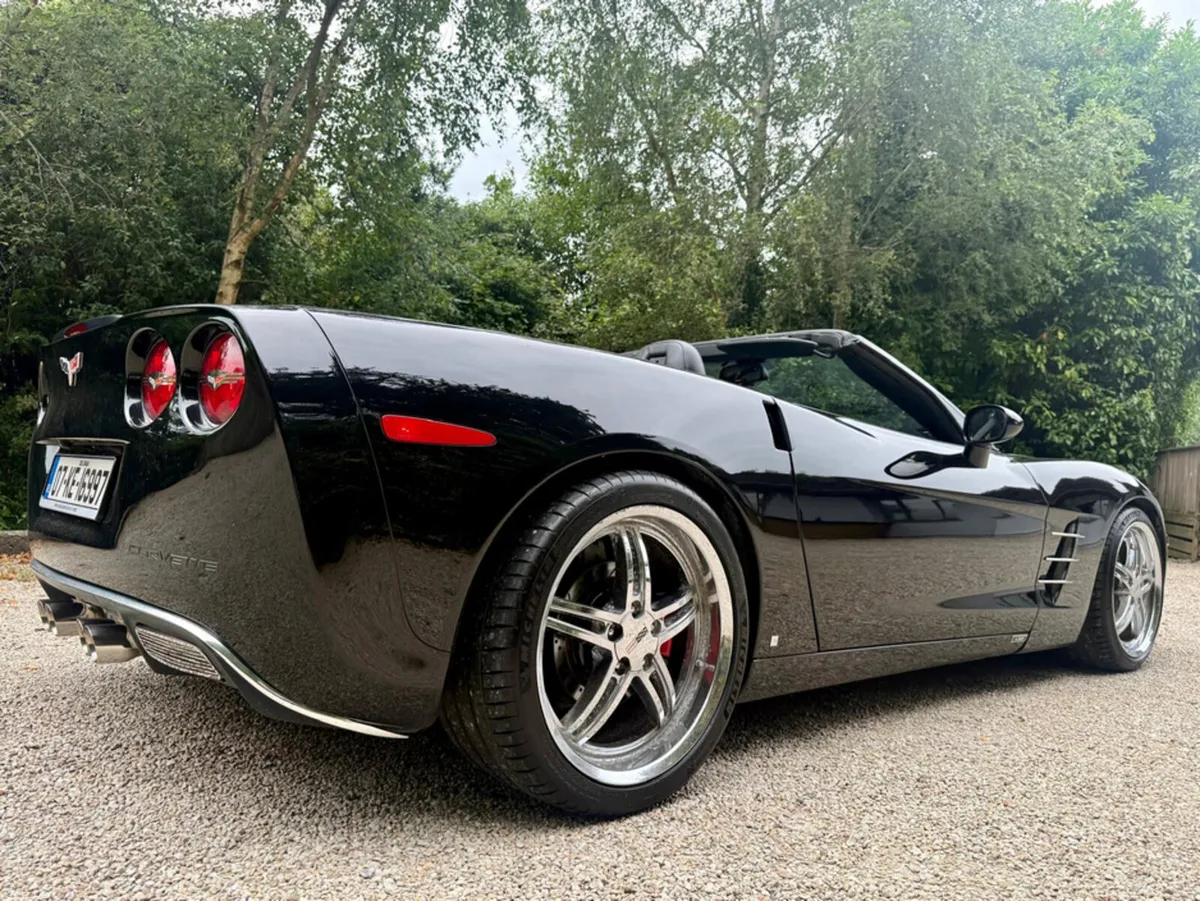 Chevrolet Corvette C6 6.0 V8 Convertible - Image 3