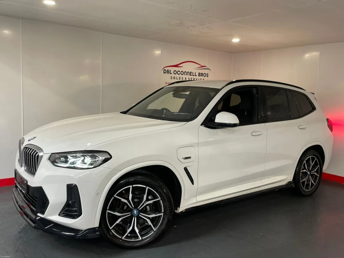 BMW X3 XDRIVE30E M SPORT AUTO - Image 4